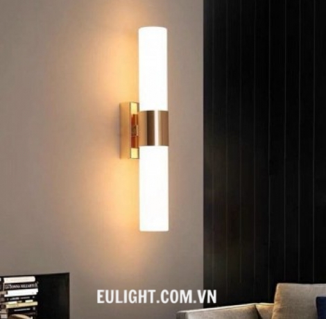 Đèn tường chóa thủy tinh màu trắng mờ VK106