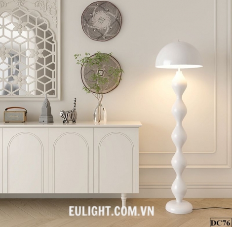 đèn cây thân gỗ DCG141