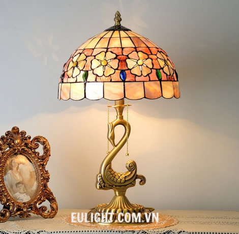 đèn bàn cao cấp DBCC181