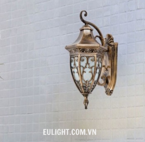 đèn vách gắn  tường vỏ vàng VC6555A