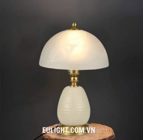 Đèn để bàn DB0504 ( Thanh đèn màu trắng hoặc xanh )