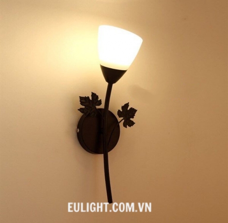 Đèn gắn vách DT1727/1 đen